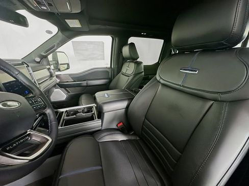 New 2026 Ford F450 Platinum image 22