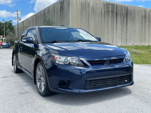 Used 2012 Scion tC FWD image 4