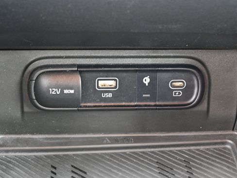 Used 2023 Kia Sportage EX image 23