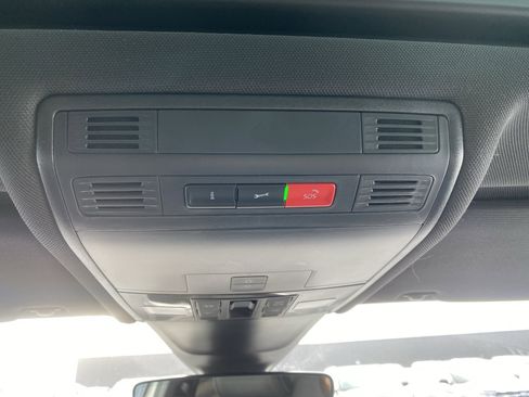 Used 2024 Volkswagen Tiguan SE R-Line image 24