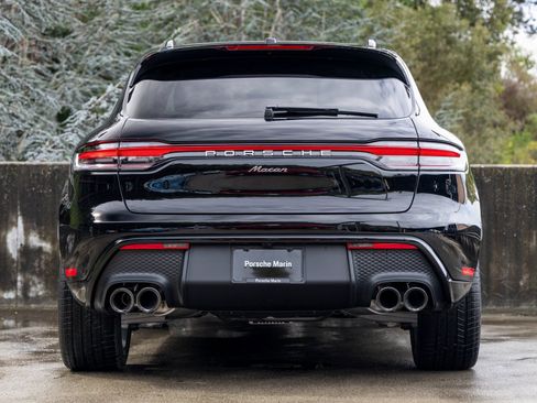 New 2026 Porsche Macan AWD/4WD image 10