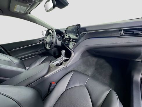 Used 2024 Toyota Camry XLE w/ Cold Weather Package image 29