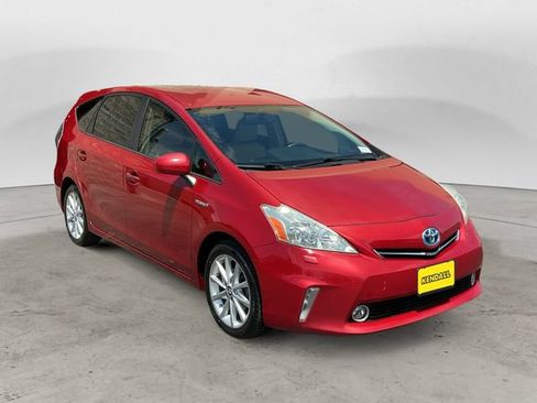 Used 2012 Toyota Prius V Five FWD image 7