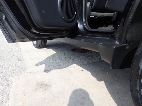 Used 2012 Jeep Liberty Sport AWD/4WD image 14
