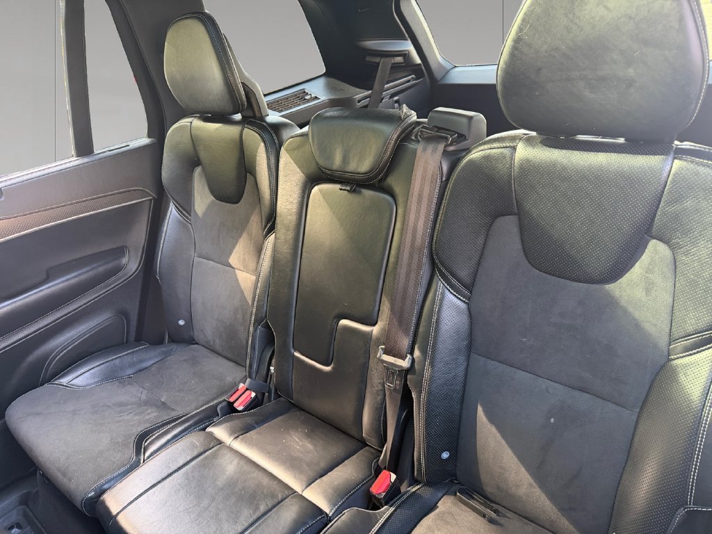 Used 2019 Volvo XC90 T6 R-Design w/ Advanced Package AWD/4WD image 17