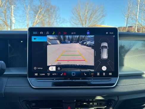 New 2026 Volkswagen Tiguan SE R-Line image 19