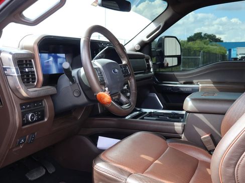 Used 2024 Ford F350 King Ranch w/ FX4 Off-Road Package AWD/4WD image 14