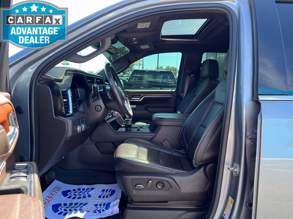 Used 2023 GMC Sierra 1500 Denali w/ Technology Package AWD/4WD image 9