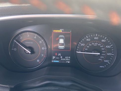 Used 2021 Subaru Crosstrek 2.0i Premium w/ Moonroof Package image 5