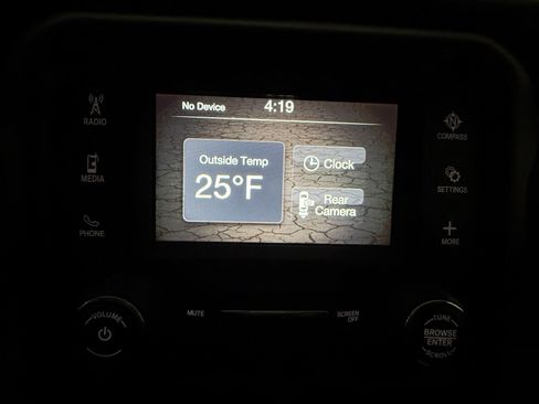 Used 2019 Jeep Wrangler Unlimited Sport image 38