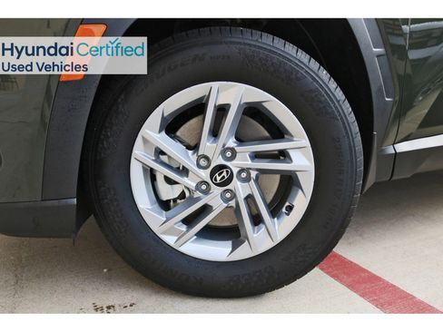 Used 2025 Hyundai Tucson SE FWD image 32