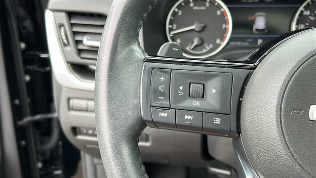 Certified 2023 Nissan Rogue SV w/ SV Premium B Package AWD/4WD image 13