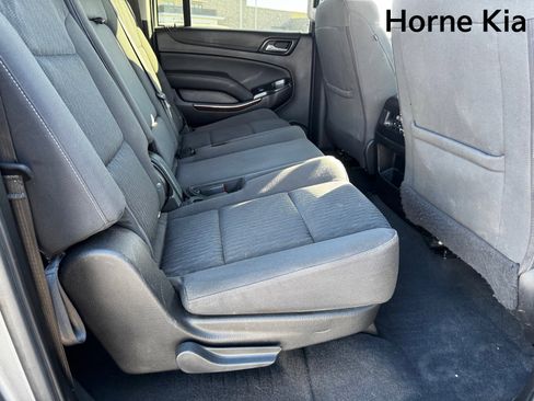 Used 2020 GMC Yukon XL SLE w/ Convenience Package image 29