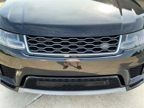 Used 2019 Land Rover Range Rover Sport SE AWD/4WD image 12