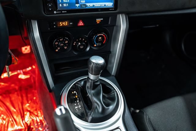 Used 2017 Toyota 86 RWD image 23