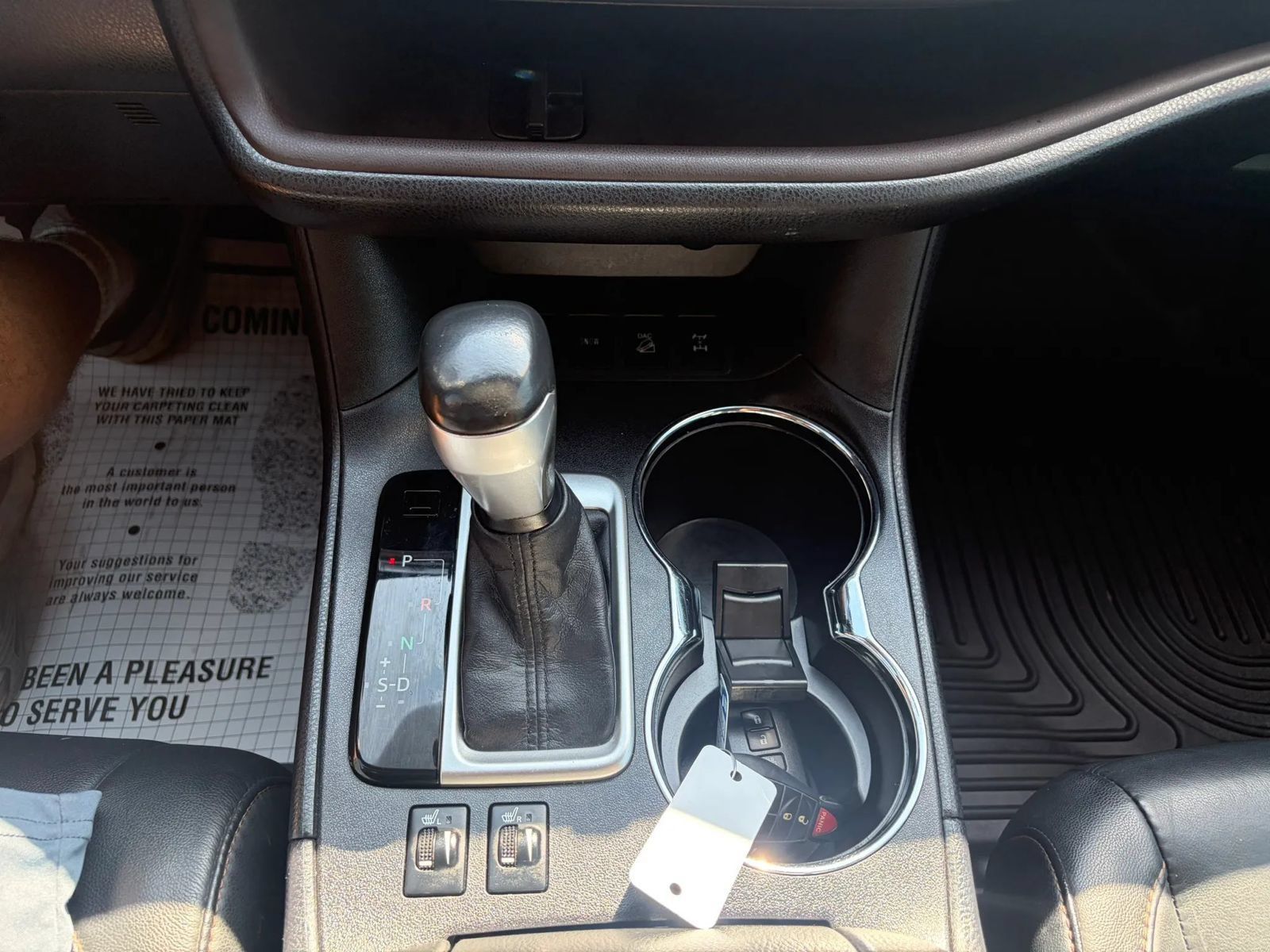 Used 2015 Toyota Highlander XLE AWD/4WD image 15