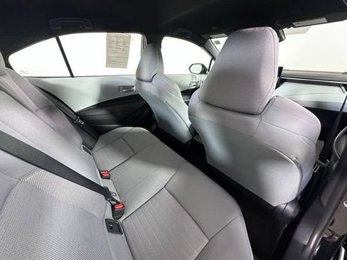 Used 2023 Toyota Corolla SE w/ Carpet Mat Package (TMS) FWD image 12