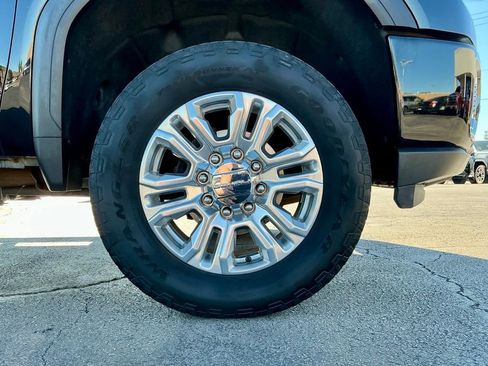 Used 2022 GMC Sierra 3500 Denali w/ Denali Ultimate Package AWD/4WD image 20