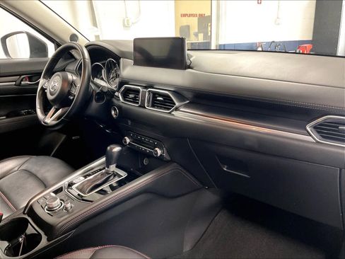 Used 2025 MAZDA CX-5 Carbon Edition image 14