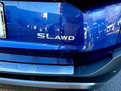 Used 2023 Nissan Rogue SL w/ SL Premium Package image 23