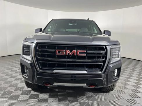 Used 2024 GMC Yukon XL AT4 w/ Technology Package AWD/4WD image 5