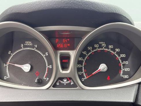 Used 2011 Ford Fiesta SE w/ 203A Rapid Spec Order Code image 15