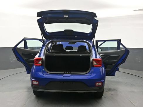 Used 2022 Hyundai Venue SE FWD image 43