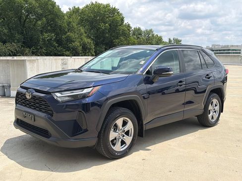 Used 2025 Toyota RAV4 XLE w/ Convenience Package AWD/4WD image 2