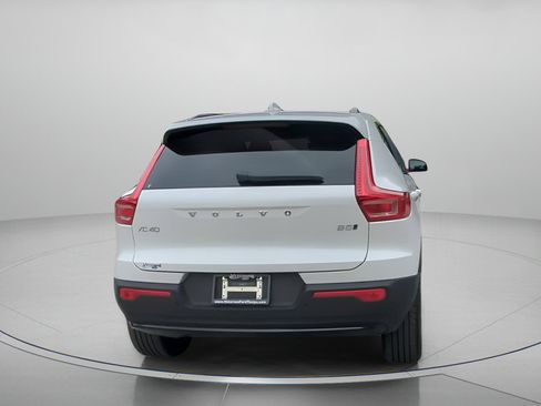 Used 2026 Volvo XC40 B5 Plus AWD/4WD image 25
