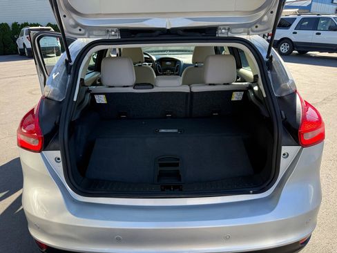 Used 2018 Ford Focus Electric Hatchback FWD image 19