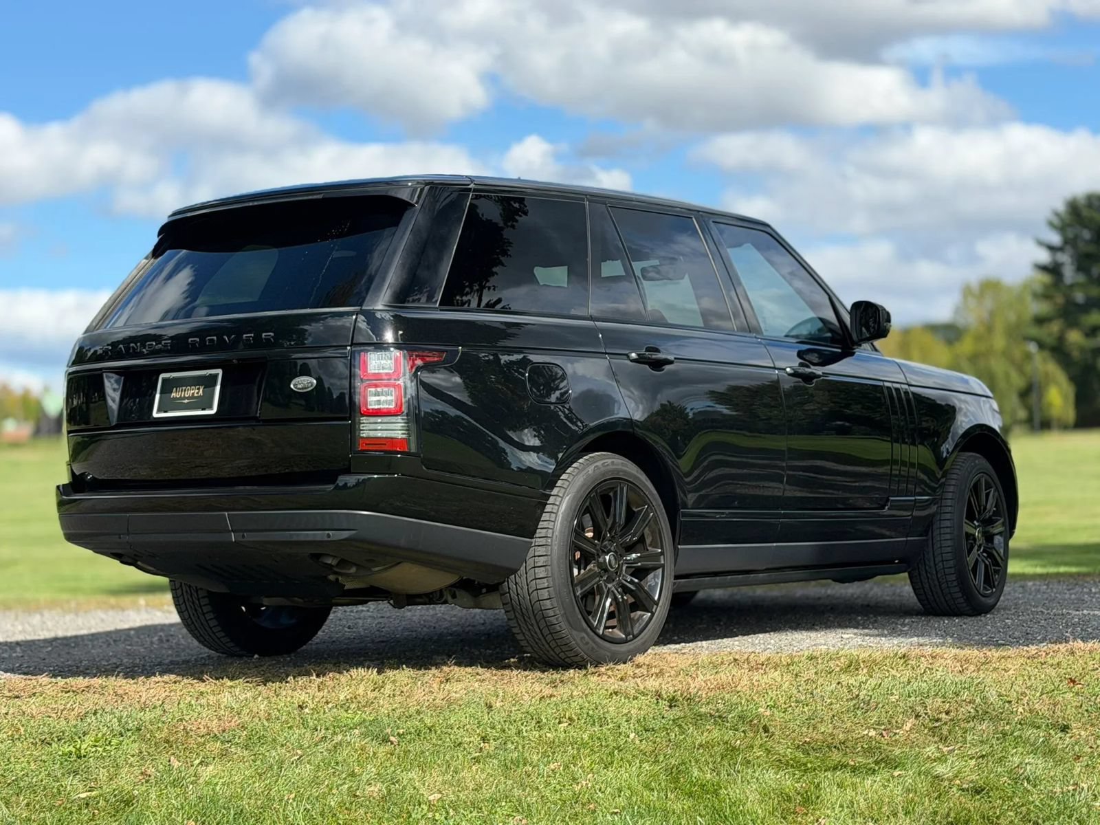 Used 2015 Land Rover Range Rover HSE AWD/4WD image 56