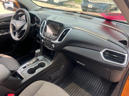 Used 2018 Chevrolet Equinox LT w/ Sun & Infotainment Package FWD image 22
