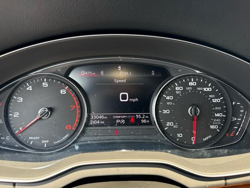 Used 2024 Audi Q5 2.0T Premium AWD/4WD image 15