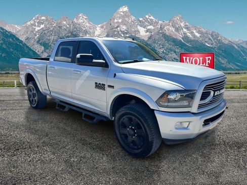 Used 2018 RAM 3500 Laramie w/ Sport Appearance Group AWD/4WD image 3