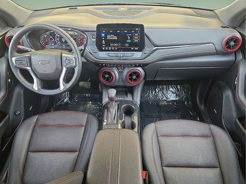 Used 2025 Chevrolet Blazer RS image 19