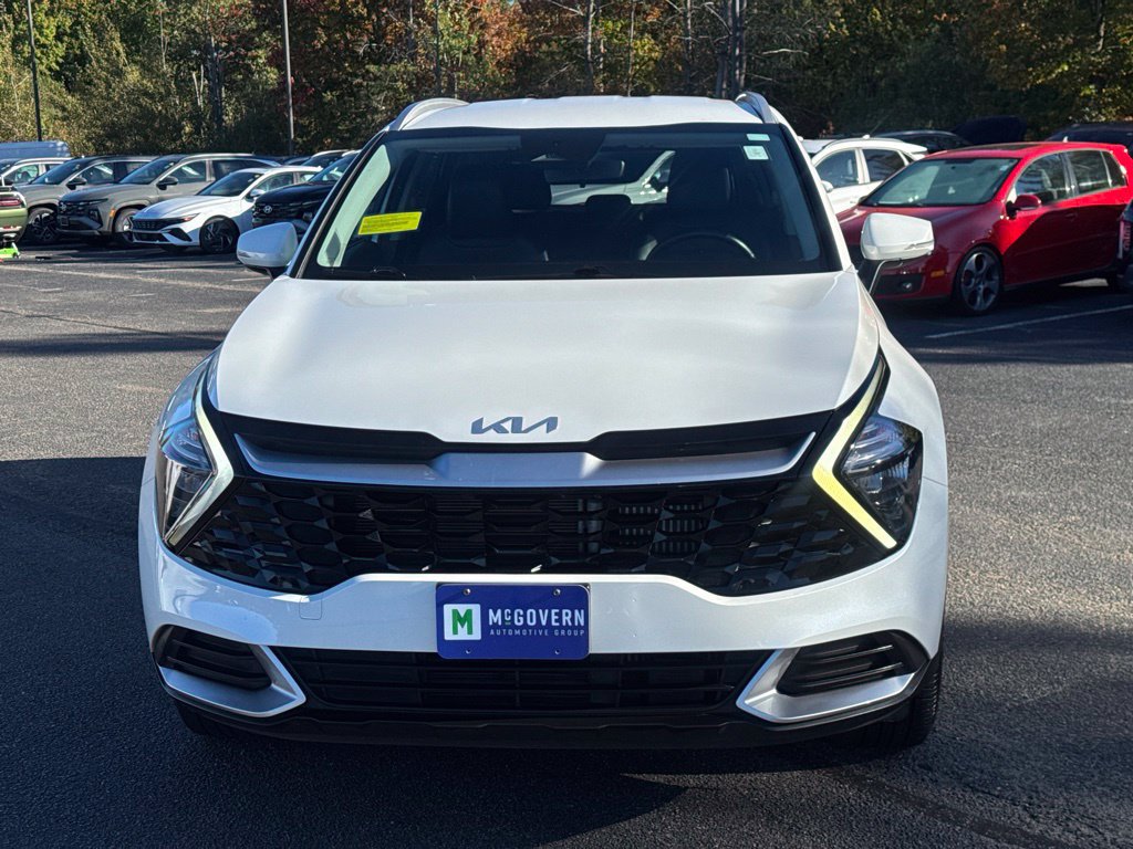 Used 2023 Kia Sportage EX AWD/4WD image 2