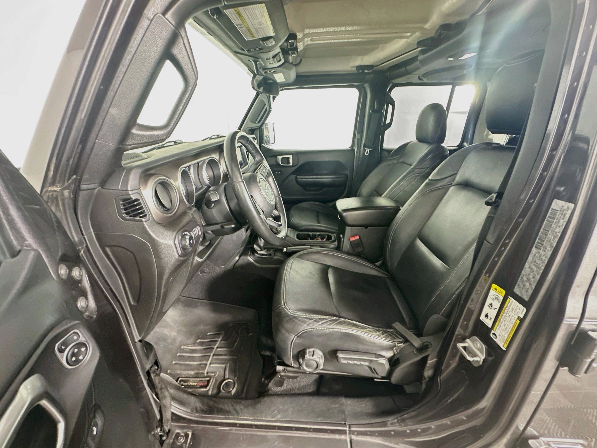 Used 2018 Jeep Wrangler Unlimited Sport S AWD/4WD image 13