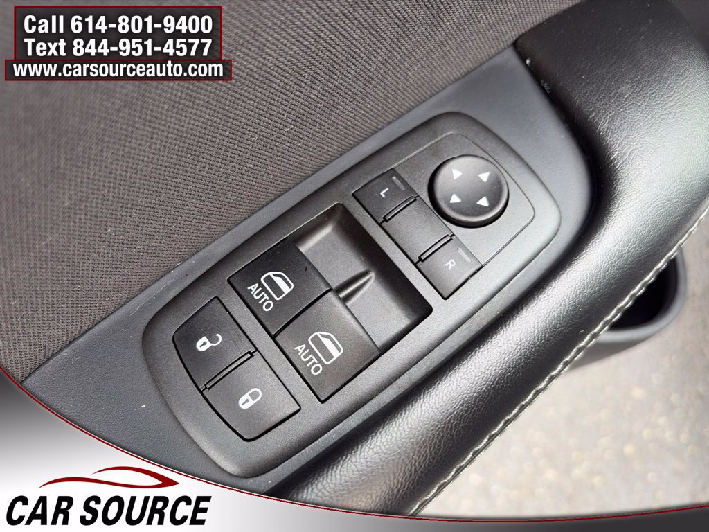Used 2019 Dodge Challenger SXT AWD/4WD image 17