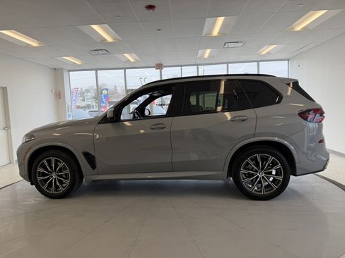 Used 2024 BMW X5 xDrive40i w/ M Sport Package image 71