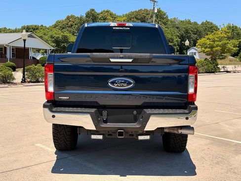 Used 2019 Ford F250 Lariat AWD/4WD image 6