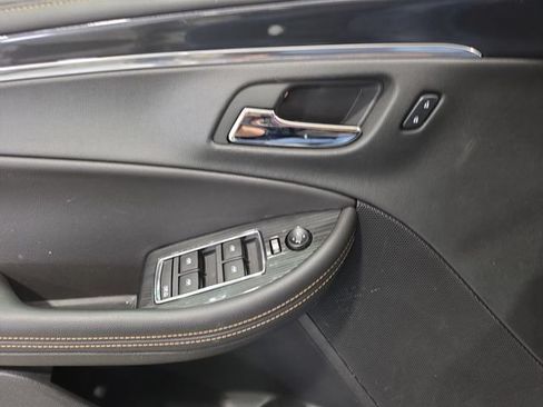 Used 2016 Chevrolet Impala LT w/ Convenience Package FWD image 14