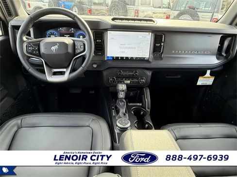 New 2025 Ford Bronco Badlands image 12