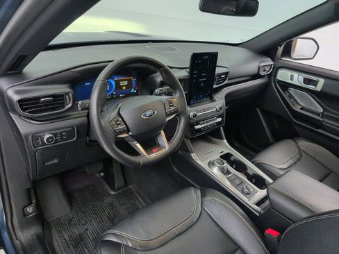 Used 2020 Ford Explorer ST w/ ST Street Pack image 30