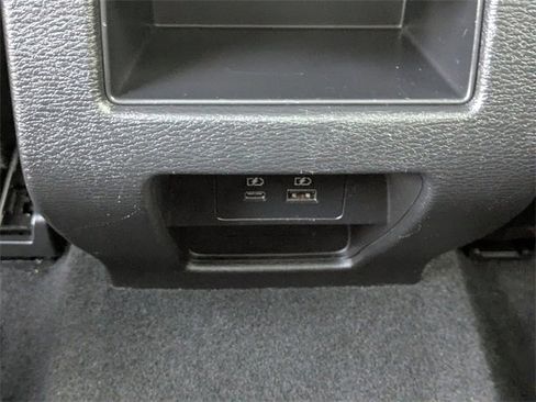 Used 2024 Mitsubishi Outlander FWD image 16