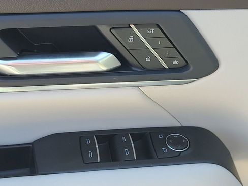 New 2026 GMC Terrain Denali w/ LPO, Black Badging Package image 24