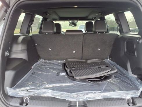 New 2026 Jeep Cherokee Overland w/ Trailer Tow Group AWD/4WD image 21