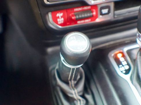 Used 2020 Jeep Wrangler Unlimited Rubicon AWD/4WD image 34