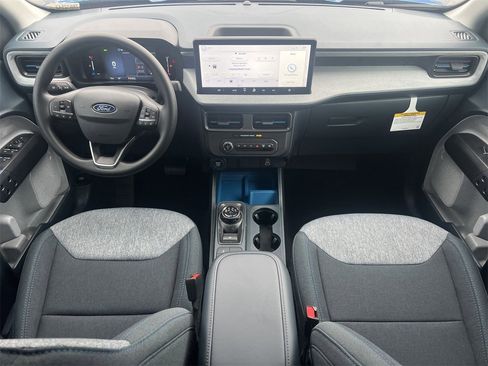 New 2026 Ford Maverick XLT image 2