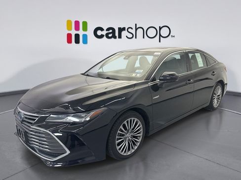 Used 2021 Toyota Avalon Limited w/ Advanced Safety Package FWD image 1
