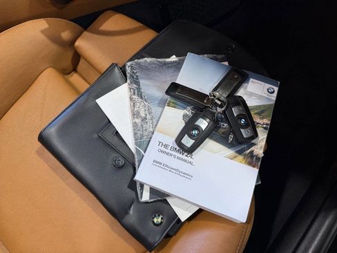 Used 2014 BMW Z4 sDrive28i RWD image 31